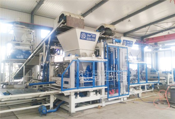 工業(yè)固廢制磚機