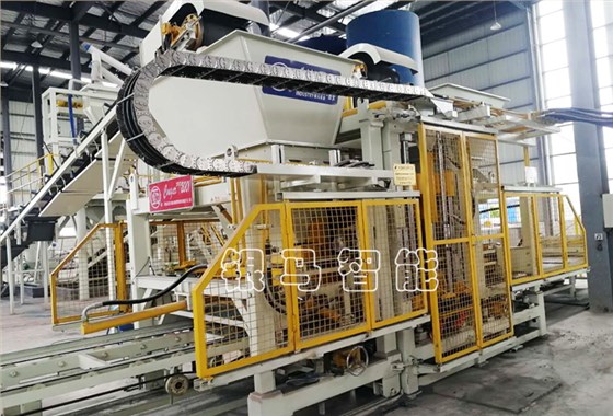 制磚機成套設備為發(fā)展放能，為建設蓄能！