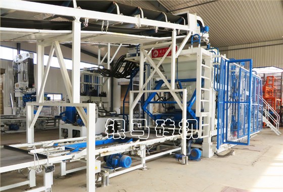 水泥磚磚機：科技革新，本質(zhì)升華