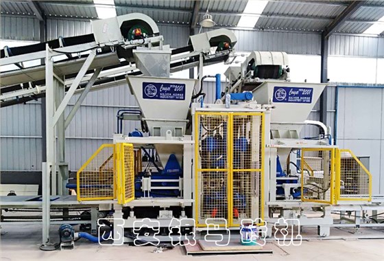 西安銀馬磚/石一體自動免燒磚機設(shè)備特點及制磚工藝