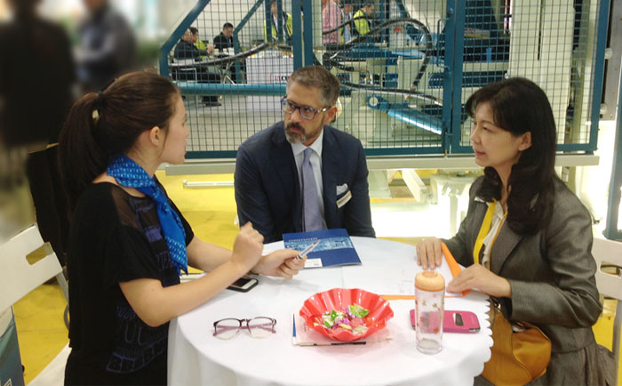 如何保養(yǎng)您的全自動(dòng)免燒磚設(shè)備