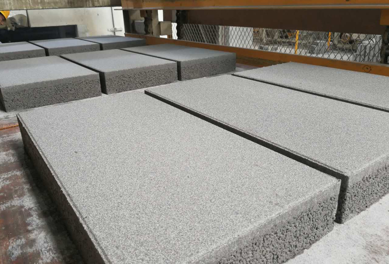 工業(yè)廢渣制磚機