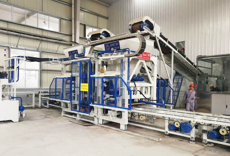 全自動制磚設(shè)備為建筑垃圾“正名”