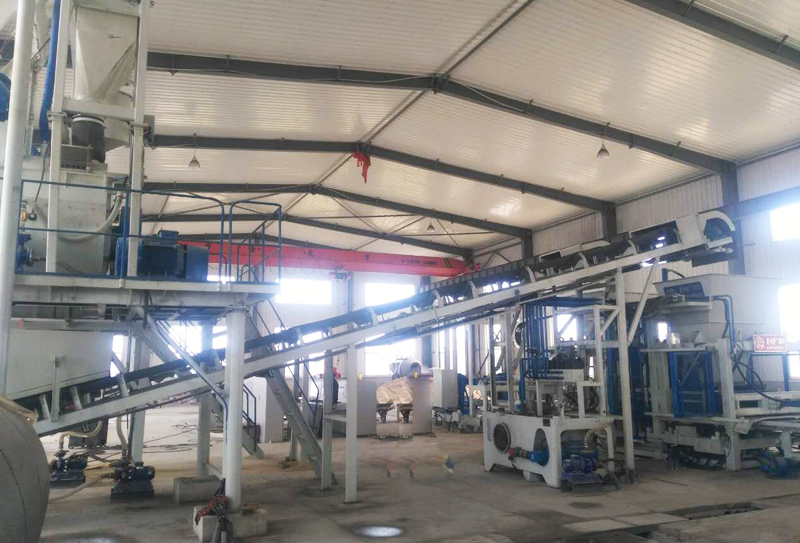 全自動建筑垃圾制磚機：大神教你如何安裝調(diào)試皮帶機