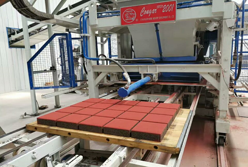 現(xiàn)代化的磚廠對(duì)透水磚機(jī)管理維修嚴(yán)謹(jǐn)性數(shù)字化分析