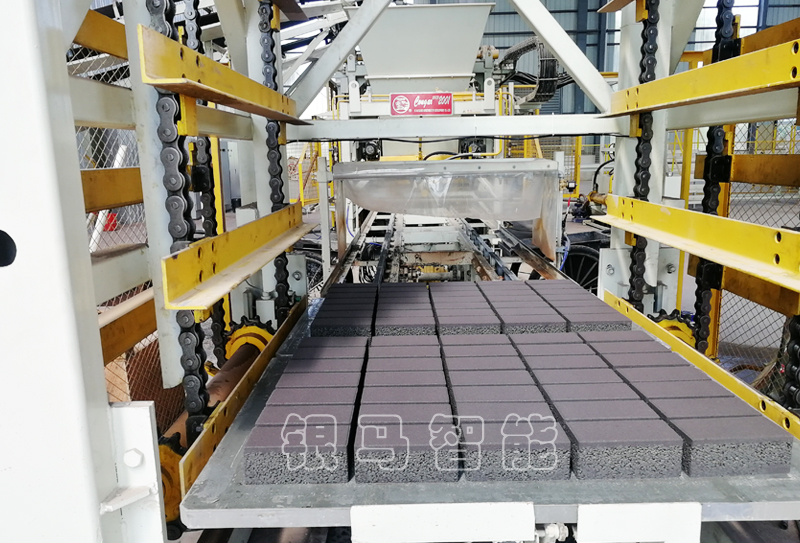 環(huán)保免燒磚生產(chǎn)線設(shè)備潤滑故障及電機燒毀如何應(yīng)對？