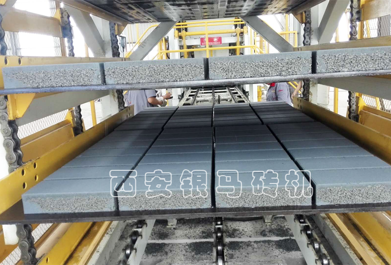 免燒磚機設備被《固廢法》收錄 落后處理工藝“涼涼”