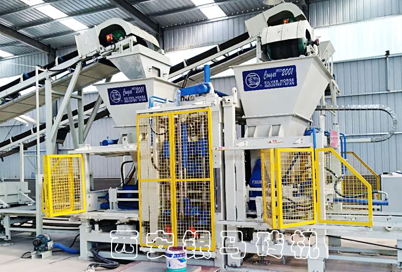 環(huán)保制磚機(jī)成套設(shè)備：水泥磚機(jī)為用戶帶來(lái)創(chuàng)新的意識(shí)和提升動(dòng)能！