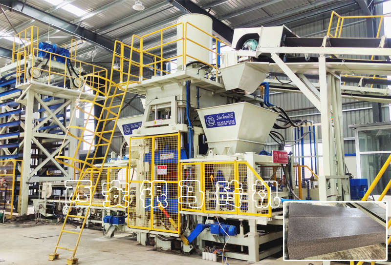 仿石路沿石設(shè)備：透水磚機(jī)助力生態(tài)城市建設(shè)！