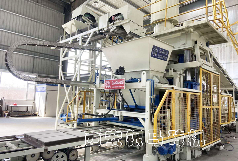 PC磚制磚機(jī)：水泥磚機(jī)日常操作細(xì)節(jié)與維護(hù)事項(xiàng)有哪些？