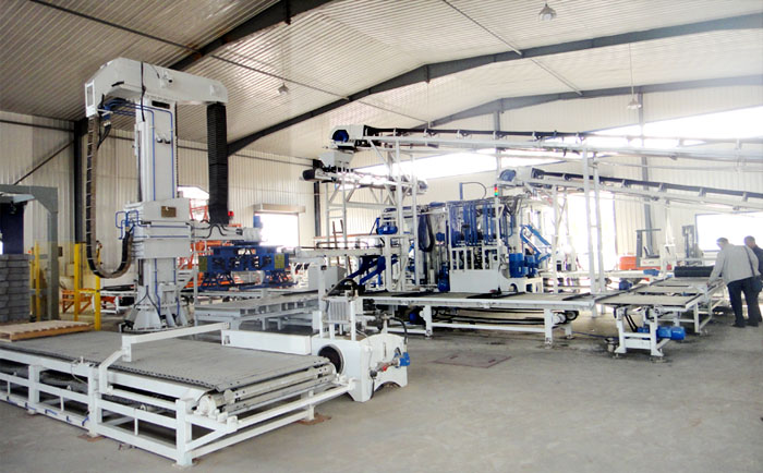 水泥磚機設(shè)備價格的影響因素到底有哪些？