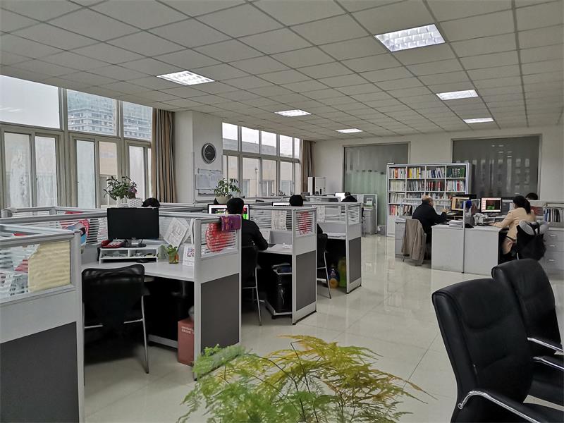 銀馬公司技術(shù)部復工場景