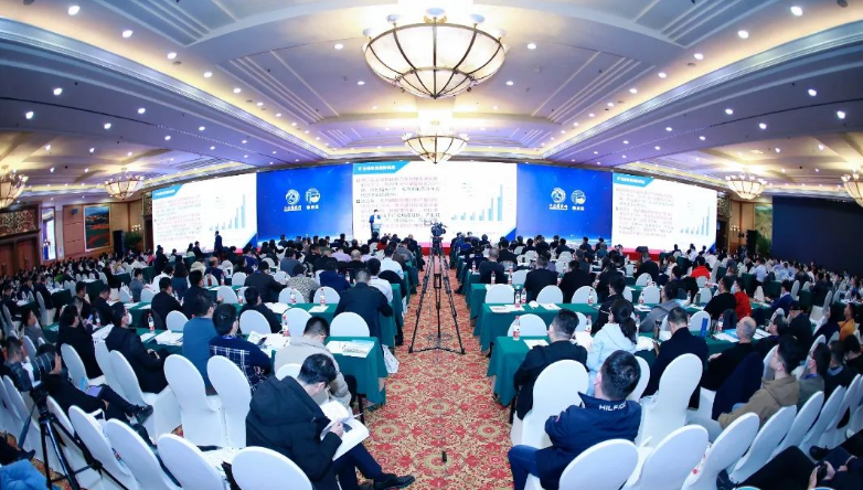 第六屆京津冀及周邊地區(qū)工業(yè)固廢綜合利用高層論壇成功召開 西安銀馬與會