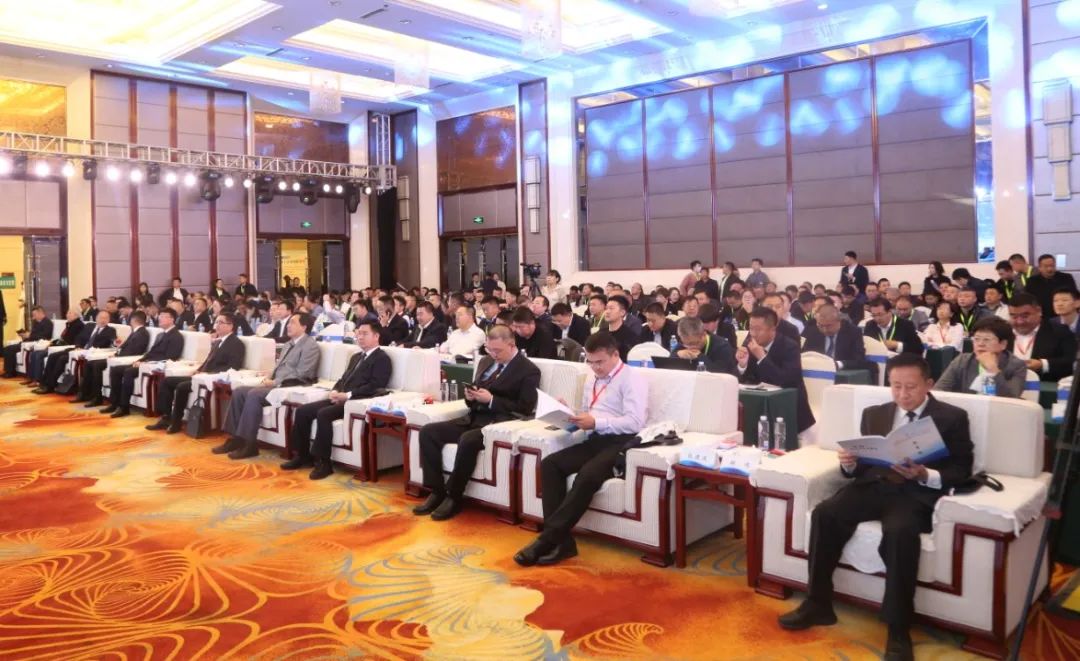 煤基固廢資源綜合利用研討會(huì)在內(nèi)蒙召開 西安銀馬參會(huì)