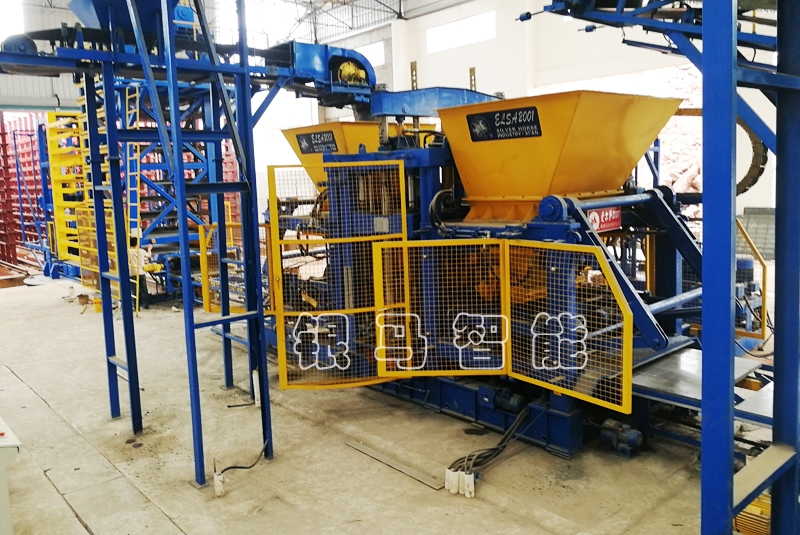 水泥花磚機(jī)設(shè)備清潔的誤區(qū)及需要注意的幾個事項！